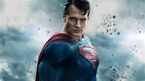New Man Of Steel Sequel Confirmed By Henry Cavills Management — Geektyrant