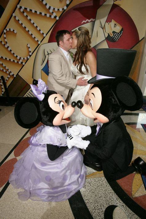 Disney Wedding Mickey And Minnie And The Bride And Groom Kissing 7 2