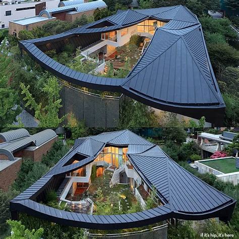 Korean Home With Cantilevered Roof If Its Hip Its Here