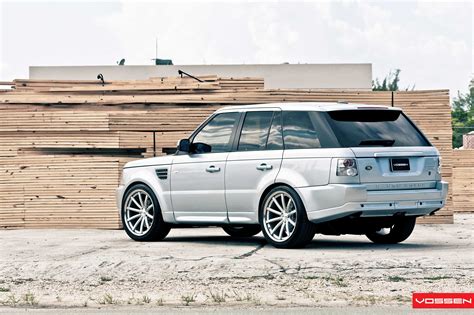 Stylish Custom Touches And Vossen Forged Rims On Range Rover Sport