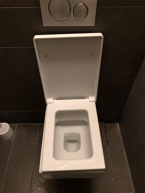Square Toilet Rtoilet