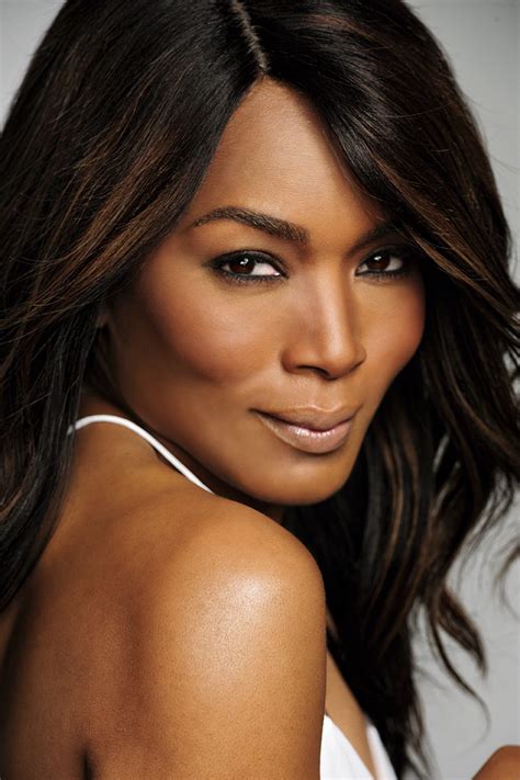 What The Psychic Knew With Angela Bassett Modern Love