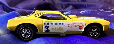 Hot Wheels Redline 1970 The Snake Funny Car Don Prudhomme Yellow Enamel