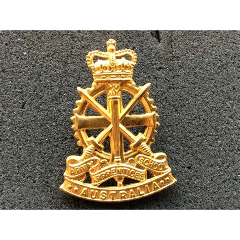 Qc Australian Army Apprentice School Hat Badge Gradia Military Insignia