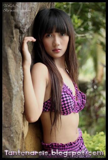 Arena Narsis Foto Erotis Model Gadis Seksi Dan Cantik Part 2