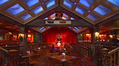 On the ground floor, you will also find the interesting stories of we recommend booking blue house tours ahead of time to secure your spot. House of Blues Chicago