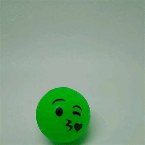 Factory Direct Sale Anti Stress Smile Bounce Ball Led Light Tpr