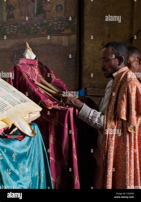 Ethiopian Orthodox Priest In Church Stock Photo Alamy