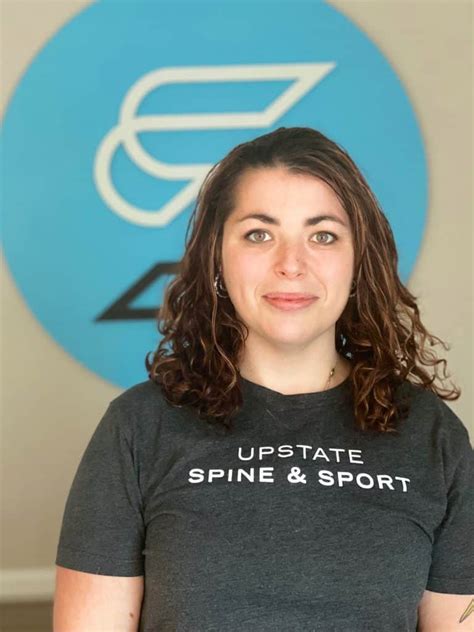 Massage Therapist Greenville Sc Shelby Robertson Upstate Spine And Sport Upstate Spine And Sport