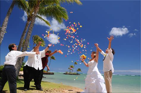 Deluxe Wedding Packages At Bridal Dream Hawaii
