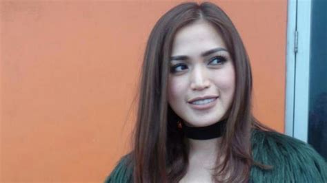 Jessica Iskandar Minta Raffi Ahmad Klarifikasi Soal Skandal Dengan Ayu
