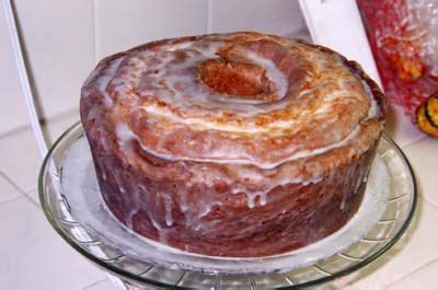 See more ideas about desserts, christmas pie, food. Southern 7-up Cake and Lemon Glaze recipe~ originally from the "Church Ladies' Divine Desserts ...