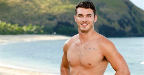 Michael Yerger Contestant On ‘survivor Ghost Island Is An Eagle