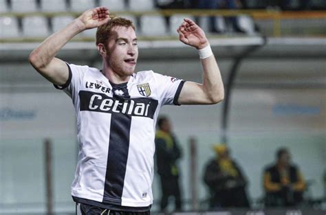 He has macedonian roots despite sweden dejan kulusevski success story: Kulusevski, in estate un tentativo della Juventus - Calcio ...