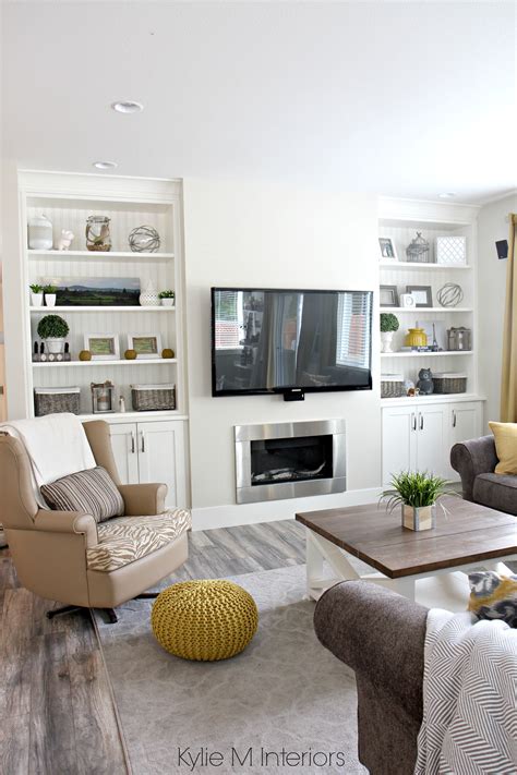 Beautiful Farmhouse Country Style Living Room With Benjamin Moore