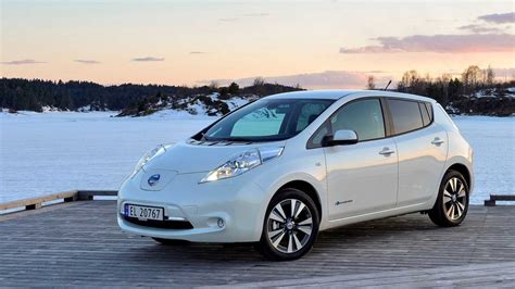 2016 Nissan Leaf Will Bring Battery Range To 110 Miles For Higher Trims