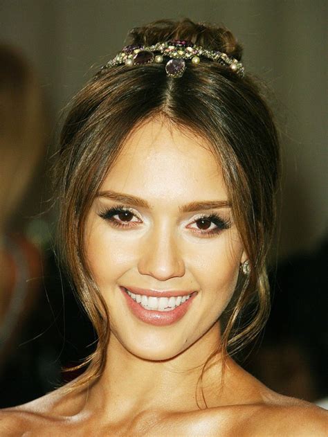 Take A Look At Jessica Albas Very Best Hair Moments Including Her