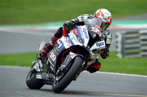 mackenzie and ray team up at tyco bmw for bsb 2020 bikesport news