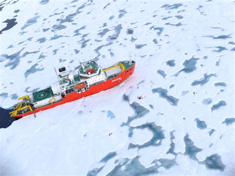 Icebreakers Cyclone Encounter Reveals Faster Sea Ice Decline