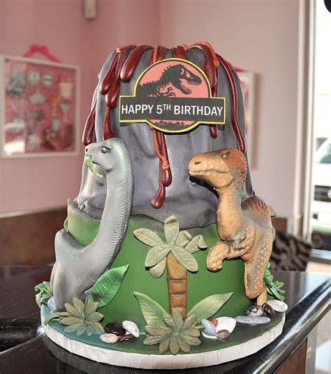 Jurassic Park Birthday Cake Done By The Cake Mamas Jurassic World
