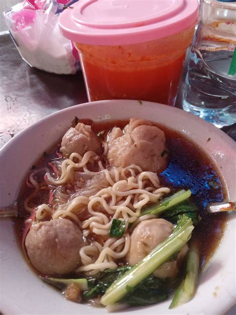 Fess On Twitter Sender Baru Pertama Kali Ke Jakarta Kaget Bakso