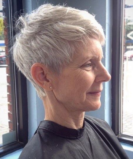 Jun 09, 2021 · women might think that they are doomed to boring short hairstyles for women over 50, however, there are plenty of flattering short hairstyles that are easy to maintain and also quite popular. 15 Short Hairstyles for Women Over 50