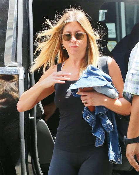 Jennifer Aniston Out And About In New York Celebzz Celebzz