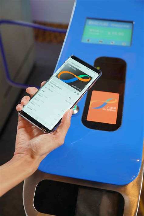 八達通流動讀寫器 (iphone 7及之後型號的用戶可直接使用八達通app的服務) hk$ 228.0. 【觀點】為什麼？為什麼 Samsung Pay 可以「獨家」取得八達通的合作？ - New MobileLife 流動日報
