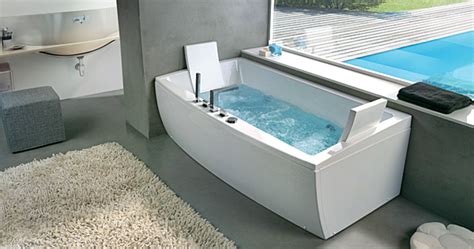 Jika kamar mandi anda terlalu kecil bathtub. Kamar Mandi Minimalis: Harga Bathtub Berbagai Merek dan ...