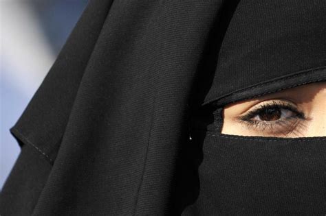 burka nikab tschador so verhüllen sich die frauen im islam augsburger allgemeine