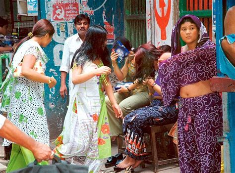 Mamatas Government To Re House Hundreds Of Former Sex Workers Living On The Kolkata Streets In