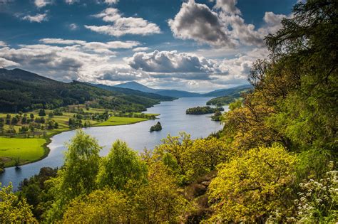 Of its 790 islands, 130 are inhabited. Hiking Tours of Scotland - 6 Day Rob Roy Way Walking ...