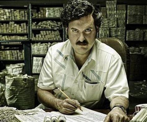 Discovery Channels New Series Finding Escobar S Millions Premieres In