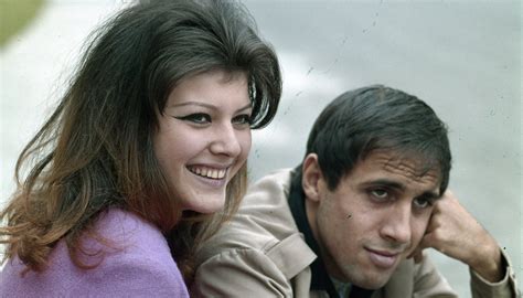 Jacques balutin double celentano comme dans bluff. Celentano e Claudia Mori in crisi: Adriano e il flirt segreto