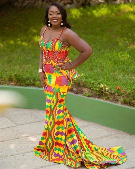 Why Kente Is The Modern Ghanaian Traditional Brides Choice Fashion