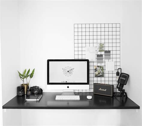 D E S K Minimalist Decor Desk Inspiration Home Office Design