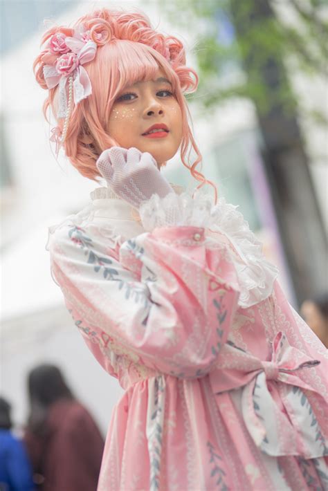 What Is Lolita Fashion A Popular Japanese Look Cyberdrobe