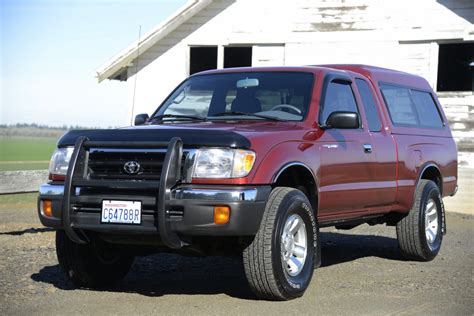 2018 toyota tacoma access cab pricing ratings expert review. No Reserve: 51k-Mile 1999 Toyota Tacoma SR5 4x4 for sale ...