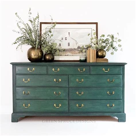 The Layers Of Annie Sloan Paint On This Simple Piece Make It A Stunning