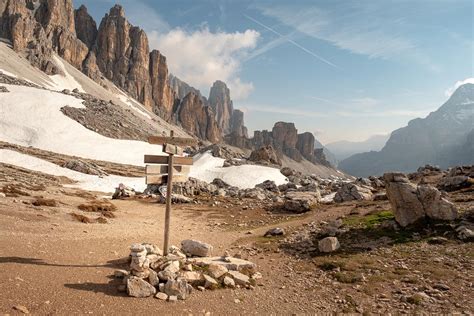 Lagazuoi Tunnels A Must Do Day Hike In The Italian Dolomites In A