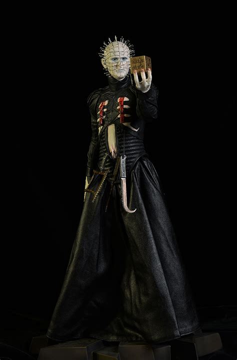Review And Photos Of Sideshow Hellraiser Pinhead Premium Format Statue