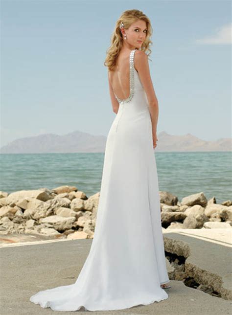 We carry the latest trends in beach wedding dresses to show off that fun and flirty style of yours. Very Cheap Wedding Gowns - Sang Maestro