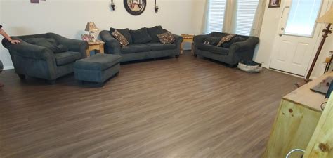 Engineered luxury vinyl flooring plank is the perfect choice for a diy project. Protect Flooring From Humid Texas with Waterproof Vinyl ...