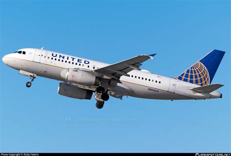 N804ua United Airlines Airbus A319 131 Photo By Ricky Teteris Id