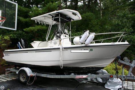 2004 Used Boston Whaler 190 Nantucket Center Console Fishing Boat For