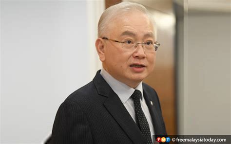 Wee ka siong is a malaysian politician, and engineer who has served as minister of transport in the perikatan nasional administration under prime minister muhyiddin yassin since march 2020 and. Guan Eng, Leiking tipu berhubung biaya kereta nasional ke ...