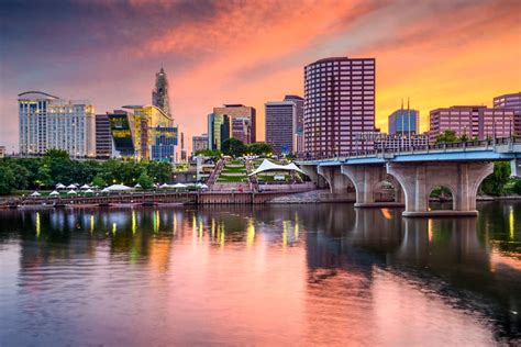5 Best Places to Visit in Connecticut | New England With Love