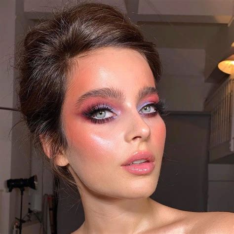80s Makeup Ideas Looks Inspiration And How To Wear The Trend The Modern