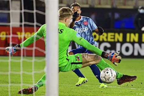 The super league has occasionally been officially proposed but never. Supportersclubs uit heel Europa tegen Super League