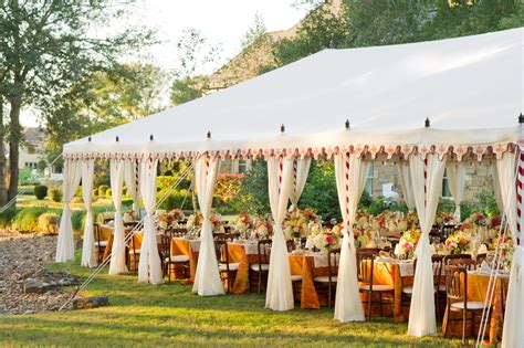 Outdoor Wedding Tent For The Perfect Al Fresco Wedding In Fashion And